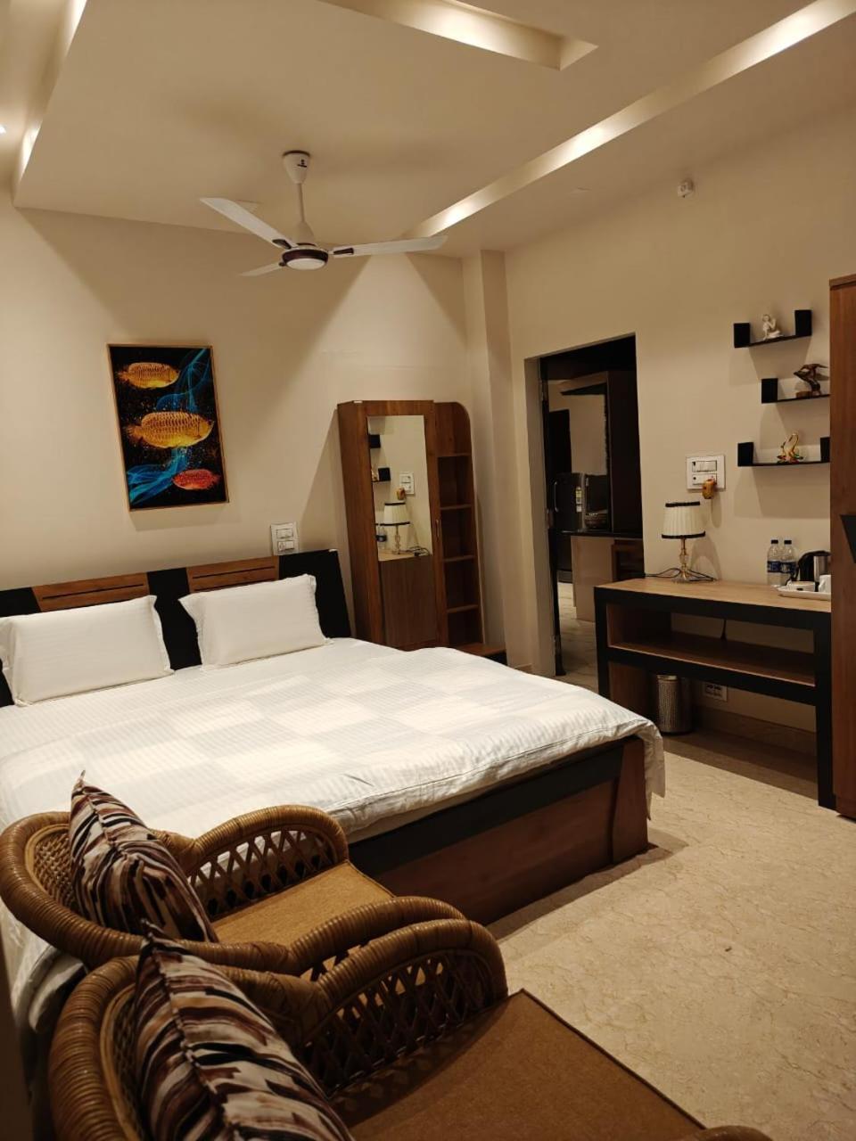 Shangrila Homestay Jorhāt Extérieur photo